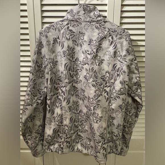 North Face jacket - Picture 2 of 4